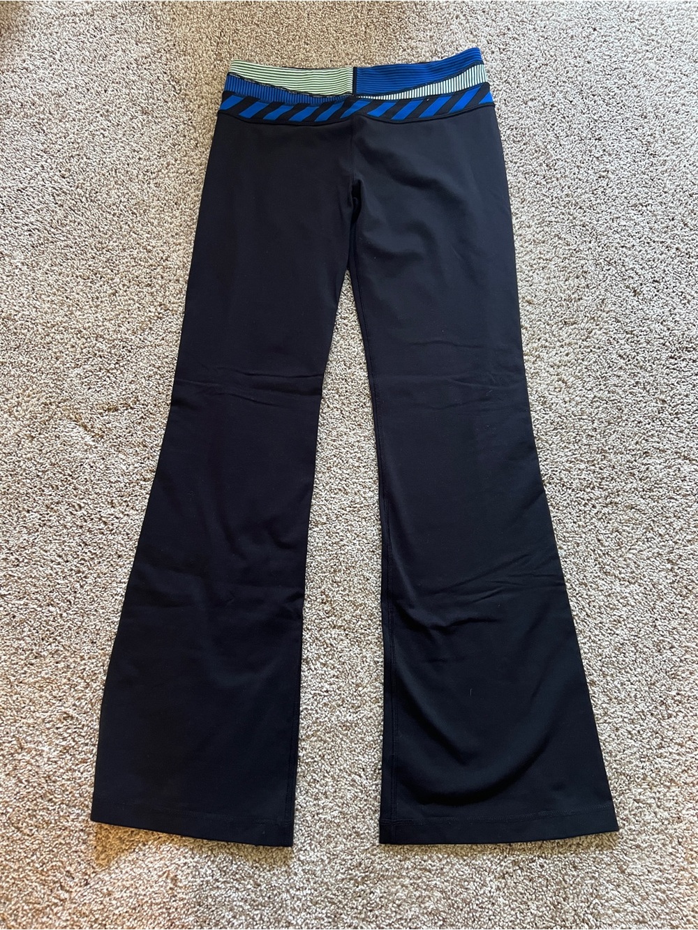 Lululemon Groove Pant - Sz 8